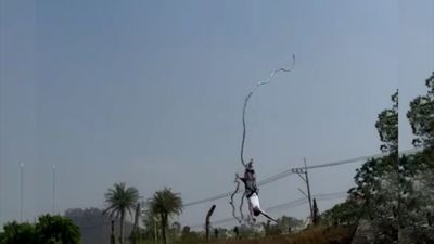 Tourist Survives Bungee Cord Snap In Thailand