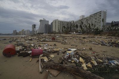 Mexico Hit By Hurricane, 27 Dead