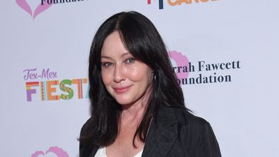 Actress Shannen Doherty Loses Battle Against Cancer