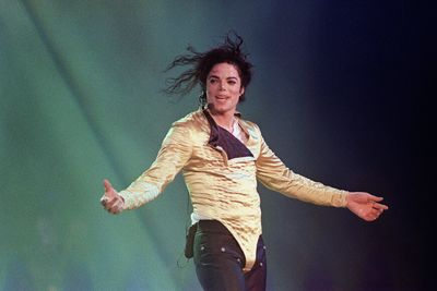 Retired Policeman Discovers Unreleased Michael Jackson Songs